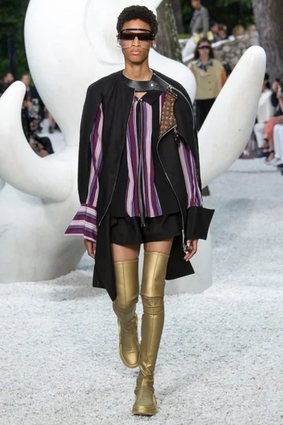 Look 21